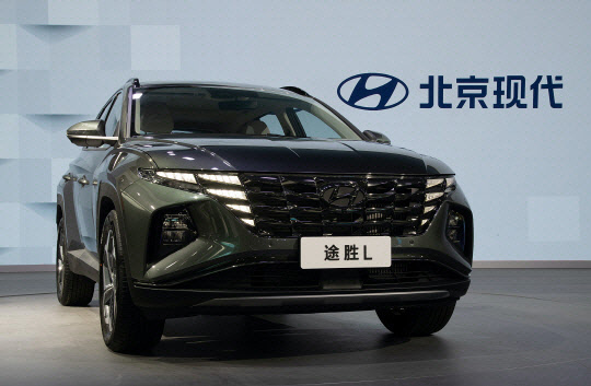 지난 4월 중국 상하이 국제 모터쇼에서 공개된 현대자동차 신형 투싼L. 현대차 제공